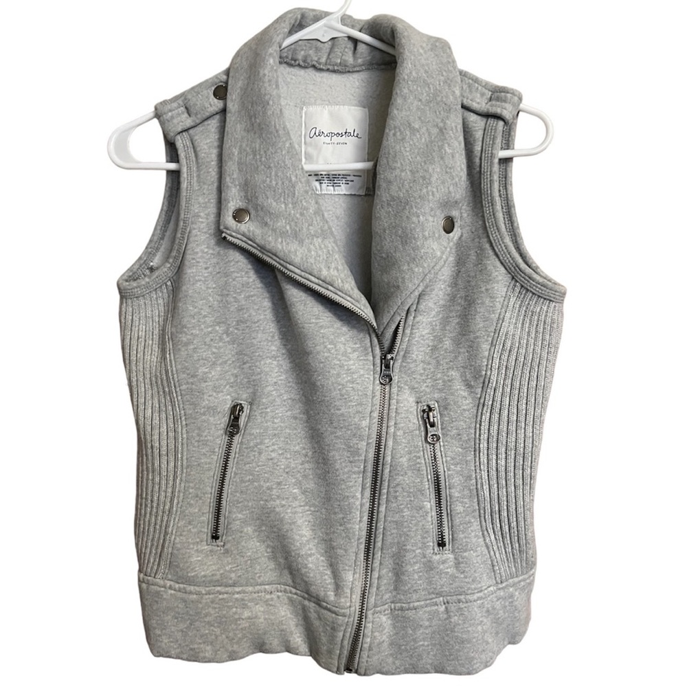 Women's Aeropostale Gray zip up Vest Medium